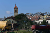 Zkáza po tornádu - foto idnes
